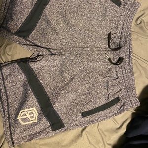 Born Primitive lifting shorts